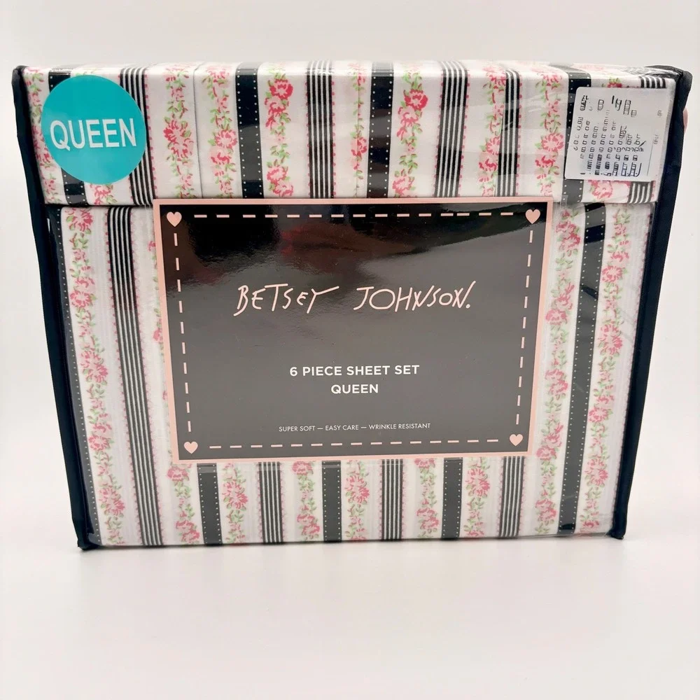 Betsey Johnson Queen 6‎ Piece Sheet Set Romance Stripe Pink Floral Black White